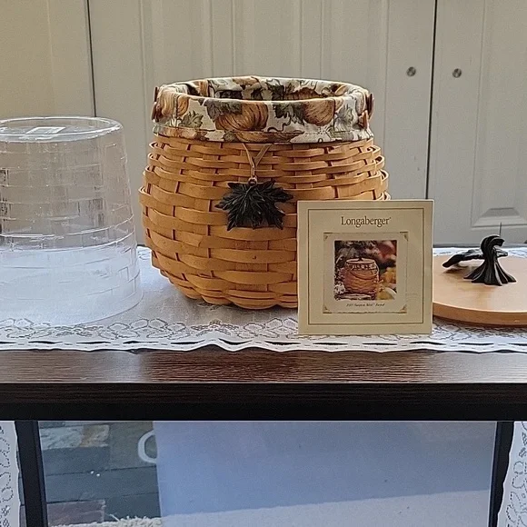 Longaberger 2001 Pumpkin Patch Basket - Picture 3 of 15
